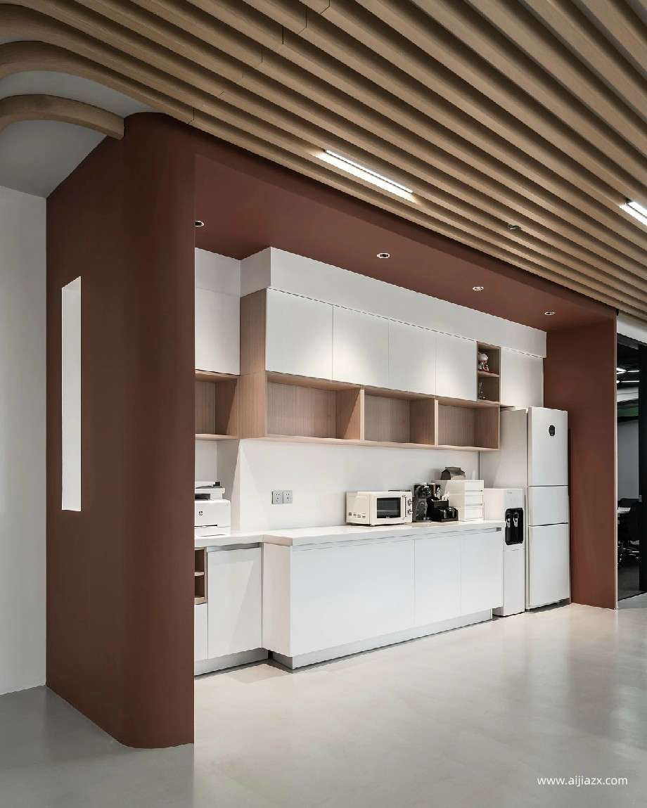 240平米辦公室裝修設(shè)計案例