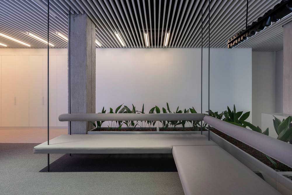 鄭州航空港區(qū)辦公室裝修設(shè)計(jì)案例